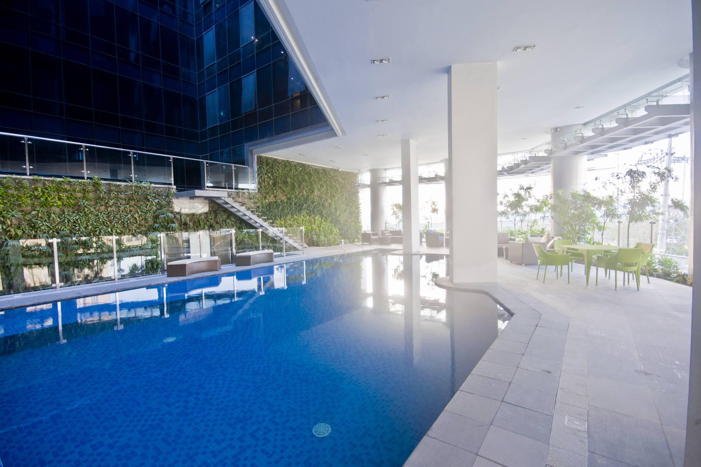 Hotel Savoy Manila 4*