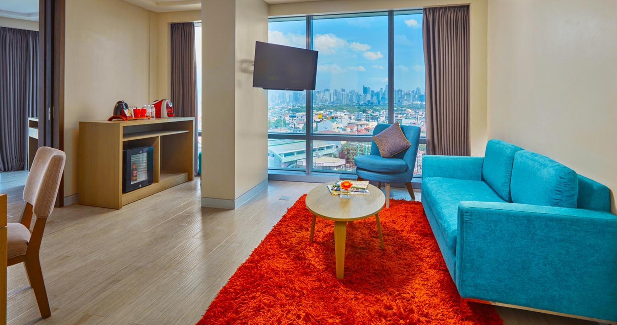 Savoy Manila Hotel 4*