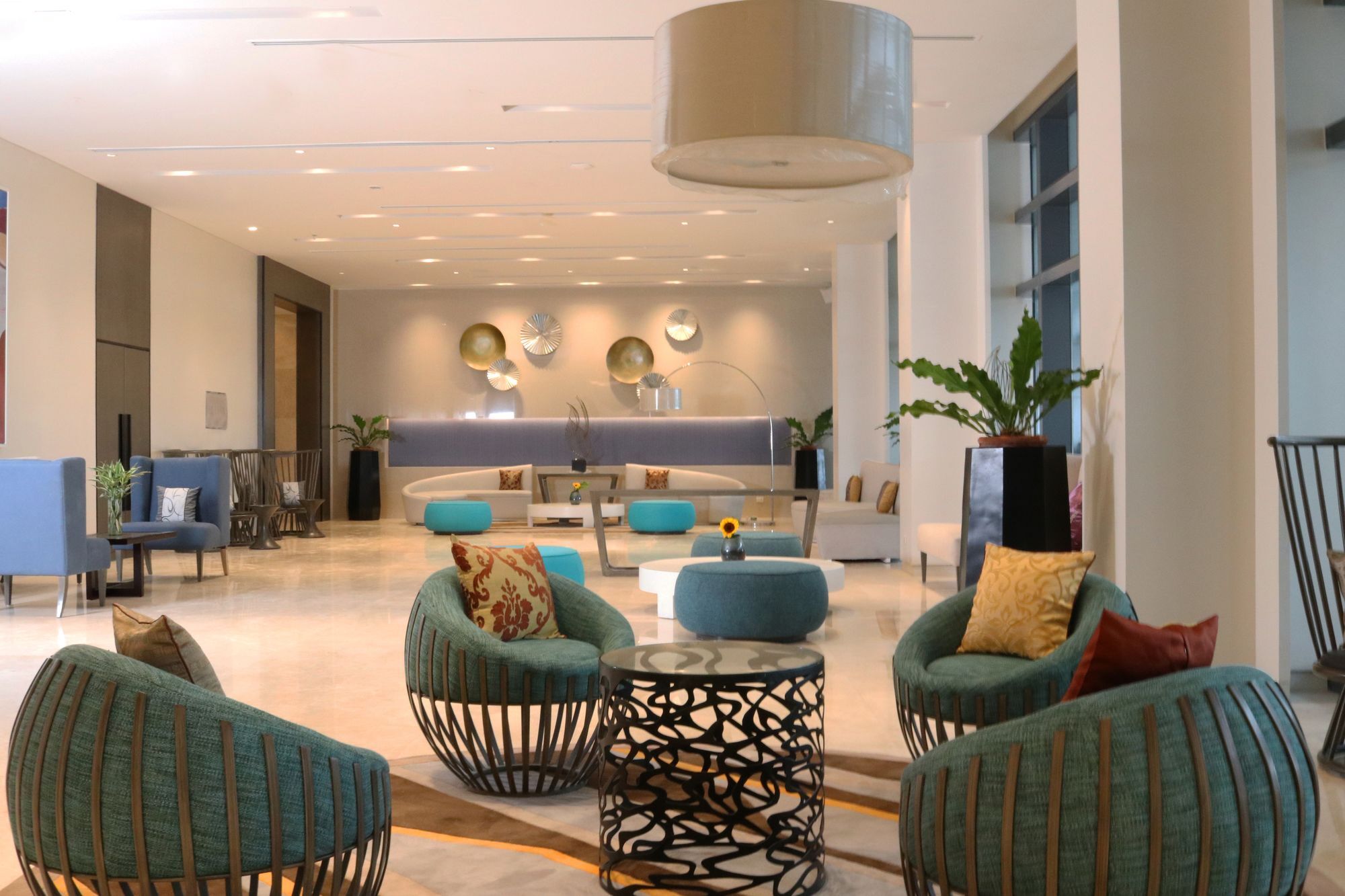 Hotel Savoy Manila 4*